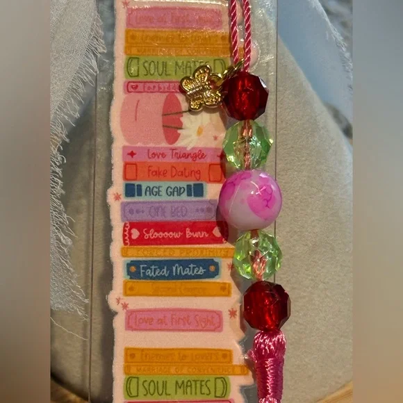 Acrylic bookmark “books” design, tassel and beads. NWOT - Picture 4 of 7